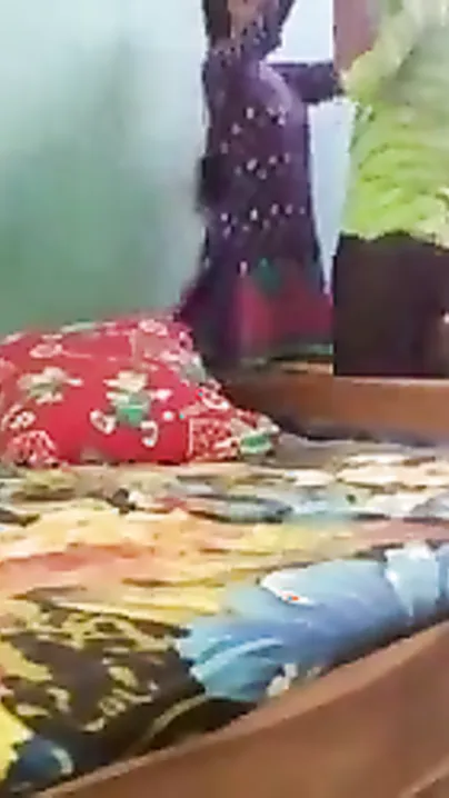Bangladesi sex episode exposed by her boyfriend is a need to see