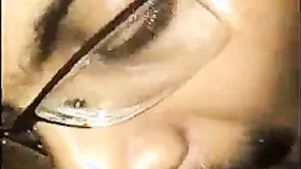 Illicit Indian pair in sexual act for the first time on livecam