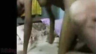 Bhabhi sex video of a sexy office doxy getting screwed by her client