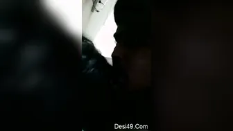 Desi Couple Getting Wild On Camera With Passionate Foreplay Fun