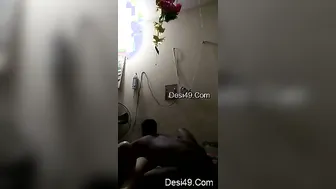 Desi Couple Getting Wild On Camera With Passionate Foreplay Fun