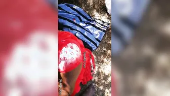 Married Woman Sucking Her Lover's Cock Outdoors In Secret Spot