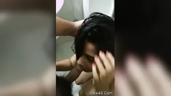 Married Bhabhi Giving Her Husband A Sloppy Morning Blowjob
