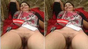 Married Slut Taking Two Guys Outdoors Behind The Village Field