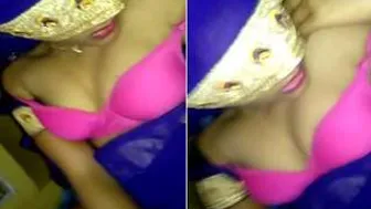 Horny Wife Getting Her Pussy Stretched By Him Until She Cums