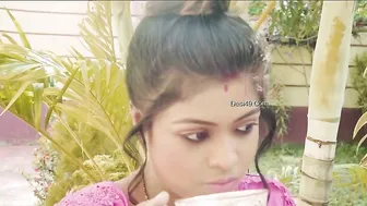 Sexy Bhabhi Sucking And Riding Devar's Cock When Hubby Is Working