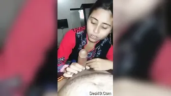 Pretty Desi Girlfriend Giving Her Lover A Sloppy Blowjob At Home