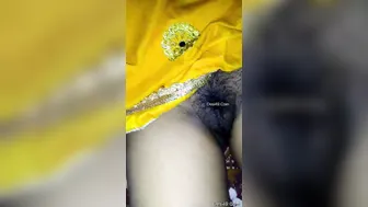 Married Bhabhi Screaming While Hubby Drills Her Tight Pussy