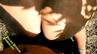 Village Bhabhi Fucking Her Lover Outdoors Behind The Old Shed