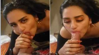 Slutty Nri Girlfriend Sucking Me Off Before We Fuck All Night
