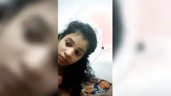 Desi GF Giving Sloppy Head With Dirty Hindi Talk