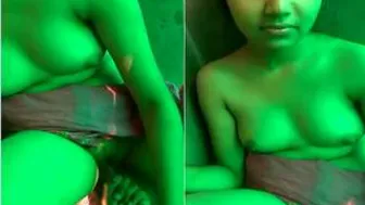 Girlfriend Moaning While Lover Fingers Her Dripping Pussy