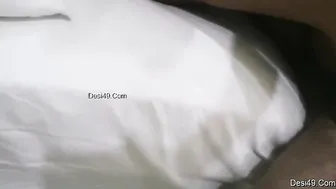 Married Babe Moaning While He Fingers Her Wet Pussy At Home