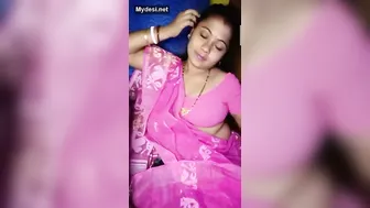Busty Desi Aunty Teasing On Camera Showing Off Her Huge Melons