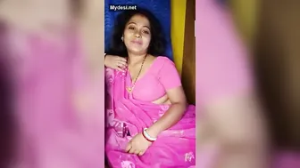 Busty Desi Aunty Teasing On Camera Showing Off Her Huge Melons