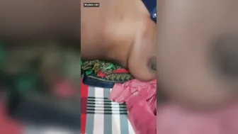 Village Aunty Exposing Her Big Soft Breasts On Camera Alone