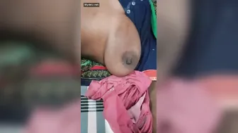 Village Aunty Exposing Her Big Soft Breasts On Camera Alone