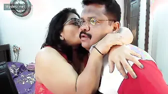 Chubby Aunty Showing Off Her Body On Video Call For Lover