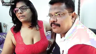 Thick Aunty Teasing And Playing With Herself On Webcam For Lover