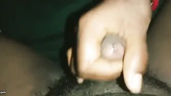 Village Aunty Giving Handjob Making Him Explode All Over Her Hands