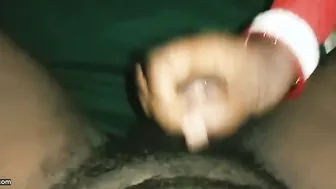 Village Aunty Giving Handjob Making Him Explode All Over Her Hands