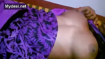 Tamil Married Woman Stripping Naked Showing Everything For Lover