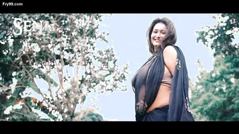 Bengali Babe Showing Off Her Huge Boobs In Sexy Blue Saree
