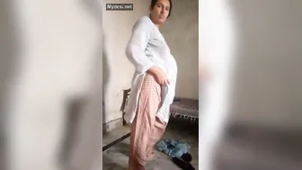 Village Aunty Moaning After Getting Pounded Missionary Position
