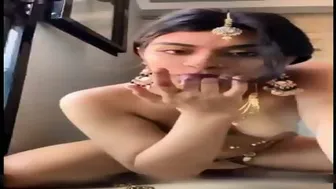 Beautiful Desi Girl In Jewelry Squirting Hard During Sex