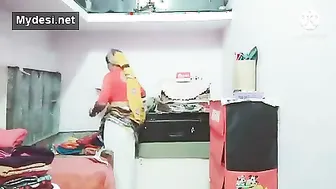 Watching Indian Aunty Workout In Tight Outfit Got Me So Horny