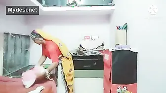 Watching Indian Aunty Workout In Tight Outfit Got Me So Horny