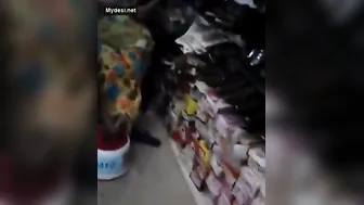 Indian Aunty Flashing Her Big Boobs To The Shopkeeper For Money