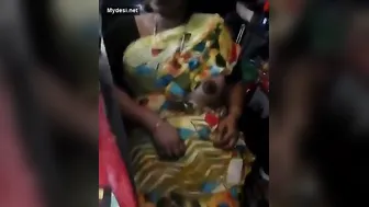 Indian Aunty Flashing Her Big Boobs To The Shopkeeper For Money