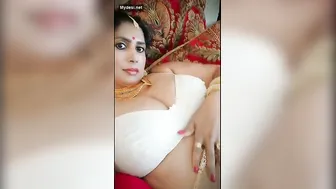 Busty Desi Aunty Teasing In White Bra Before Getting Naked