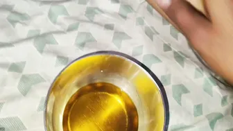 Massaging Married Aunty Thick Ass With Oil Before Fucking