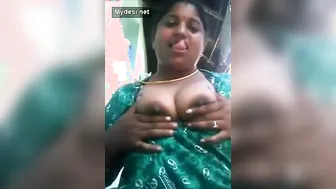 Bengali Village Aunty Flashing Big Boobs Behind House Secretly
