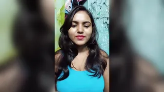 Married Aunty Fucking Random Guy From The Street Behind Closed