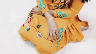 Thick Aunty Moaning Loud Bouncing Her Fat Ass While Riding Cock