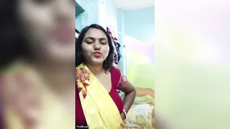 Bengali Lonely Aunty With Cute Face Enjoying Afternoon Pleasure