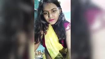 Bengali Lonely Aunty With Cute Face Enjoying Afternoon Pleasure