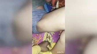 Desi Milf Aunty Taking It Deep In Private Afternoon Encounter