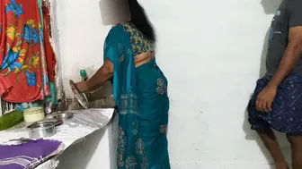 Fucking Village Aunty From Behind While She Does Dishes