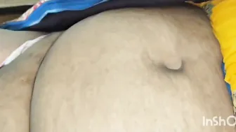 Village Aunty With Boyfriend Fucking Hard In Their Secret Spot