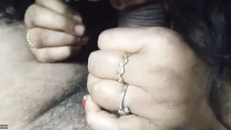 Tamil Aunty Moaning Loud While Getting Pounded In The Bedroom