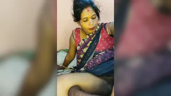 Bhabhi And Aunty Both Spreading Wide Open For Village Lover