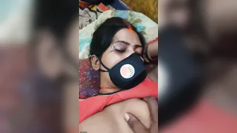 Bhabhi In Red Saree Getting Her Pussy Stretched In The Bedroom