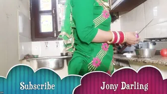 Newly Married Bhabhi Getting Pounded By Her Guest In The Kitchen