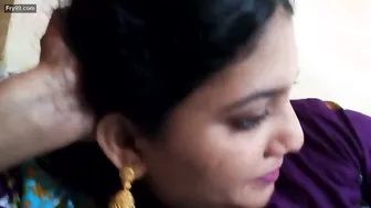 Watching Aunty Playing With Her Soft Juicy Boobs On Bed