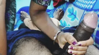 Tamil Aunty Sneaking Next Door For Afternoon Sex With Uncle