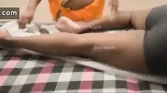 Massage Parlor Aunty Giving Extras To Her Regular Client Today